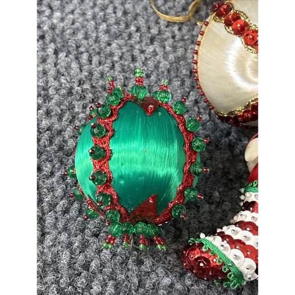 VINTAGE Christmas Ornaments Push Pin Beaded Satin Sequin Lot Of 5 #11 - Picture 5 of 9